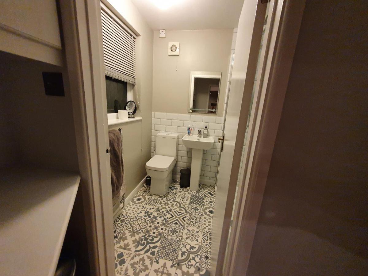 نورويش Luxurious 3 Bedroom House With Permit Parking المظهر الخارجي الصورة
